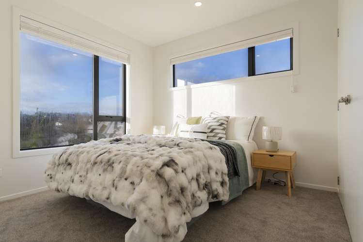 49A Centorian Drive Windsor Park_12