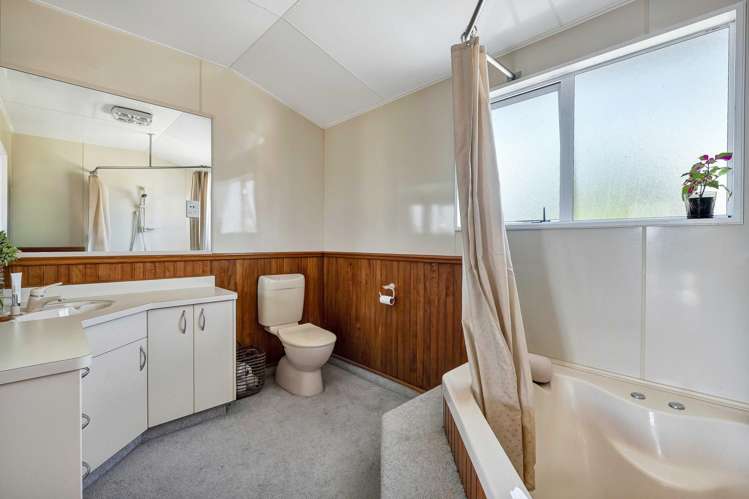 29 Whakapaki Street Urenui_16