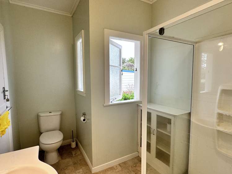 116 Loop Road Otaika_6