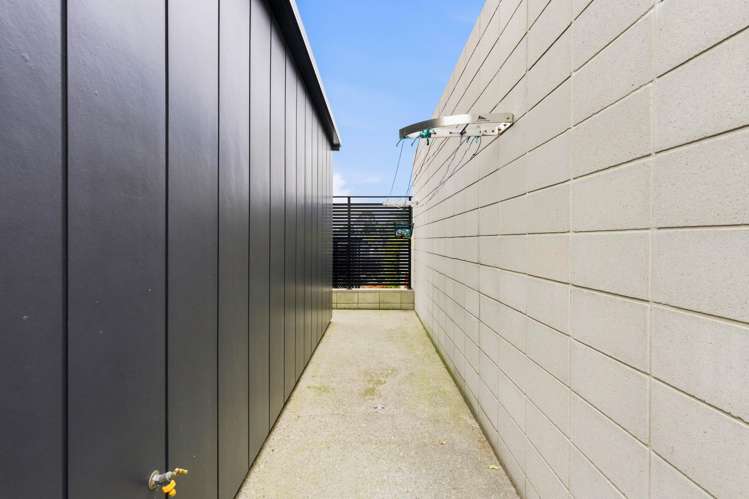 3/2 Clayton Street St Clair_24