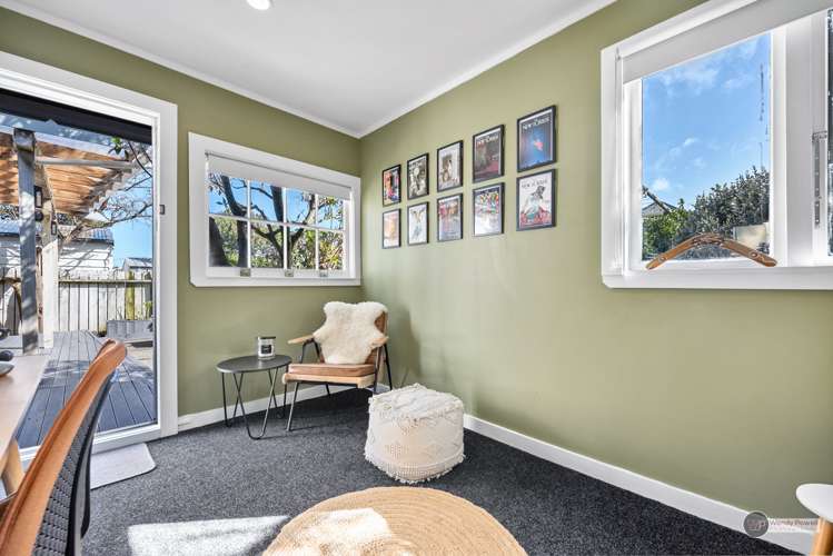 13 Plunket Avenue Petone_15
