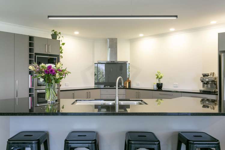 19 Montgomery Crescent Kinloch_6