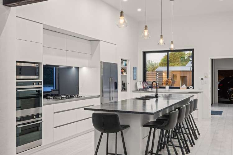 10 Riverpoint Road_5