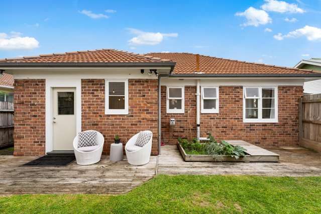 31 Woodward Road Mount Albert_1