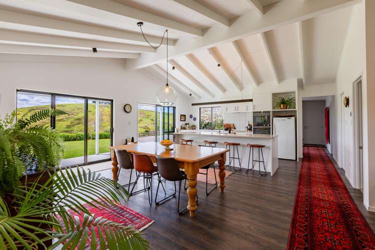 1137 Wimbledon Road Porangahau_16