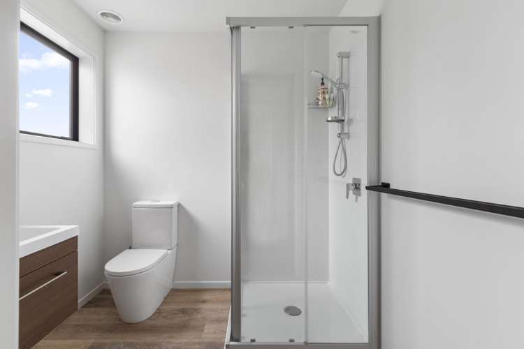 2/13 Commerce Street Frankton_6