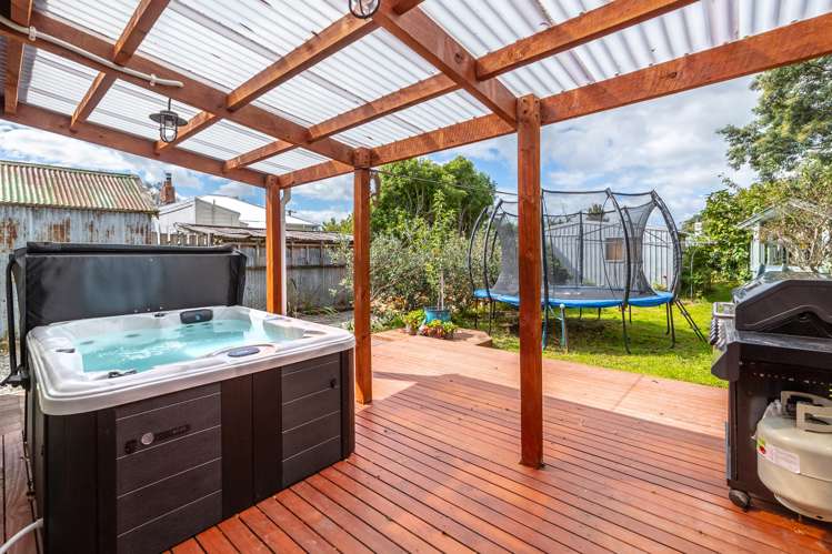 11 Waite Street Featherston_21