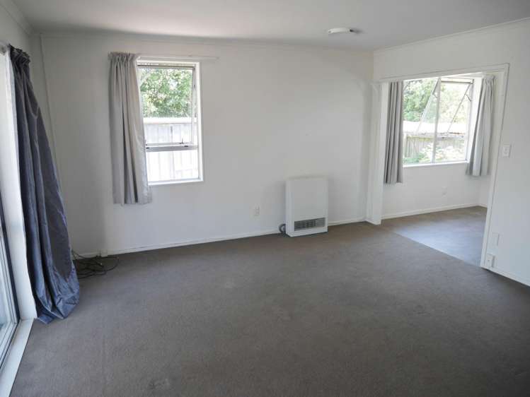 69a Rowses Road Aranui_3