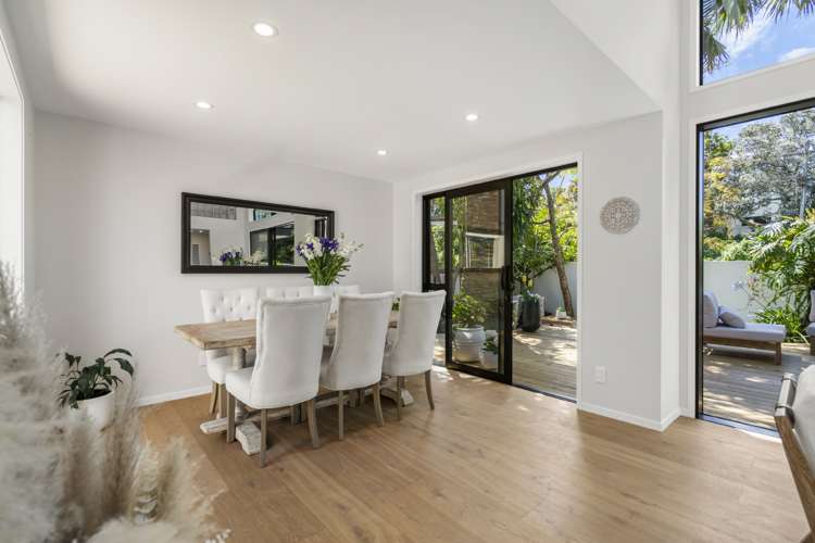 2/236 Beach Road Campbells Bay_16