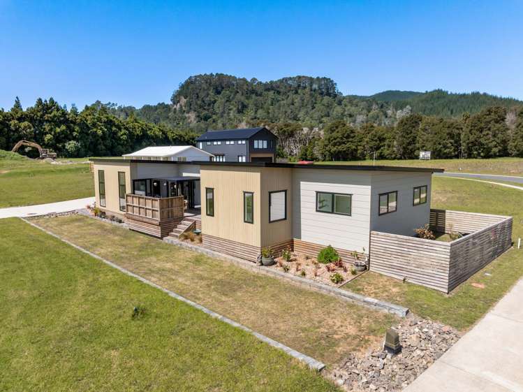 5 Pinnacles Lane Pauanui_22
