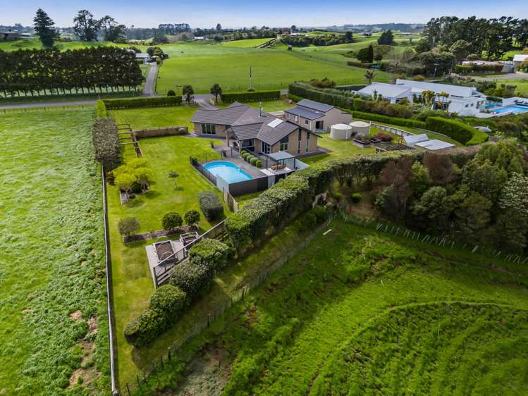 338 Smart Road Hillsborough_52