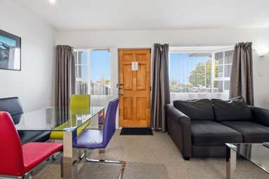 8/102 Tamamutu Street_2