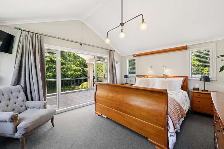 44 Isobel Road Greenhithe_16