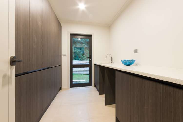 422 Redoubt Road Totara Park_26