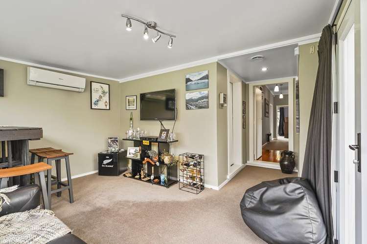 6 Vectis Road Hillcrest_13