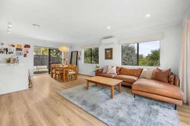 3A Mossford Green_3