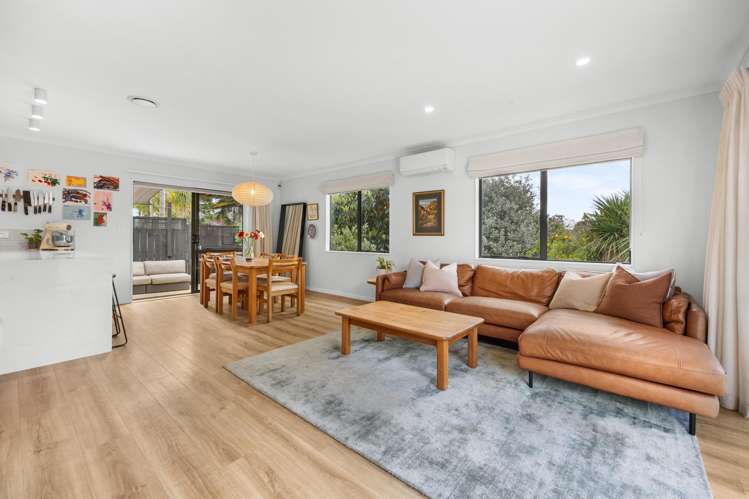 3A Mossford Green_3
