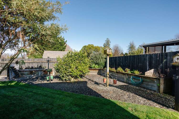 21 Guy Street Dannevirke_17
