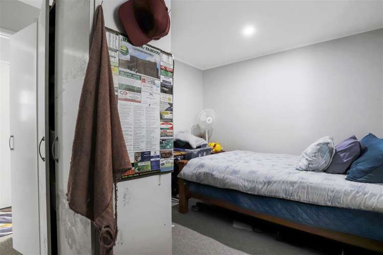 311 Roscommon Road Clendon Park_9