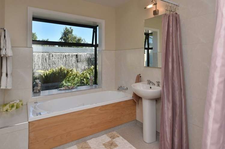 314 Bush Road Oxford_8