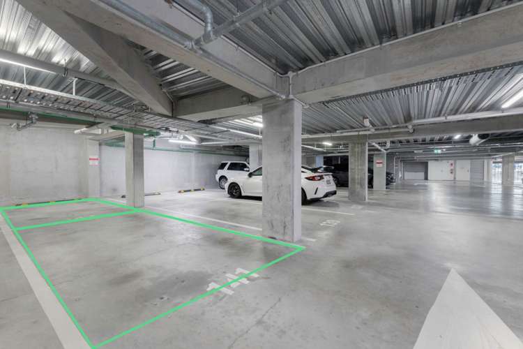 512/22 Library Lane_2