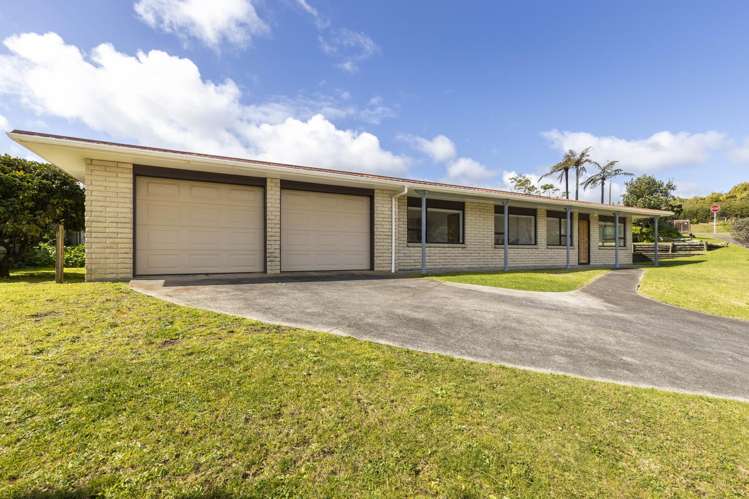 2 Squire Place Blagdon_22