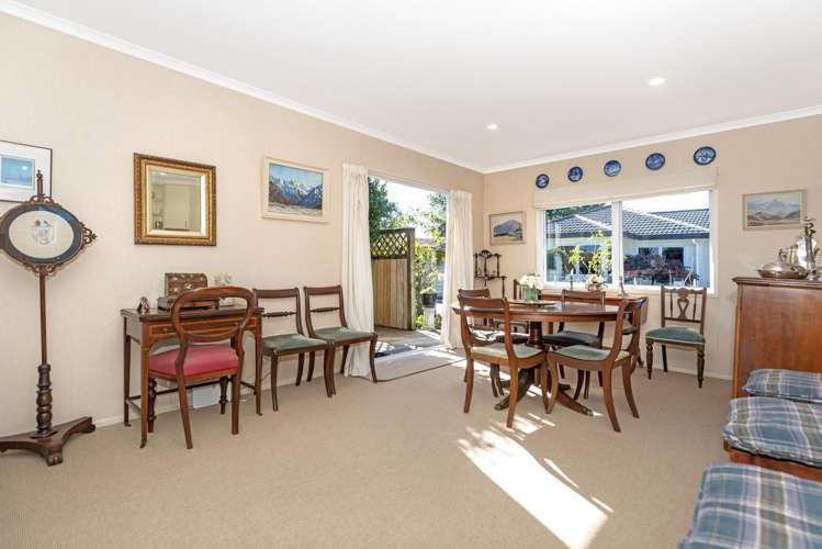 15/690 Gladstone Road Te Hapara_1