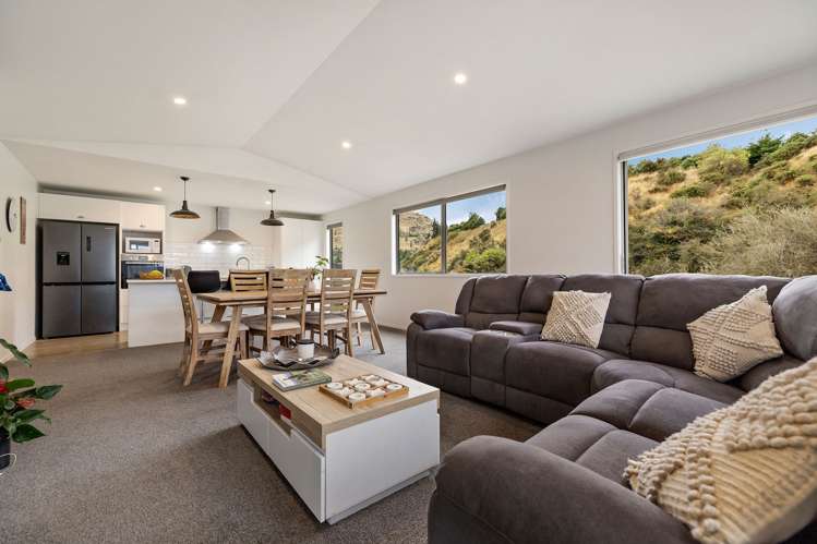 39 Walton Way_0