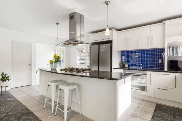 2/74 Glamorgan Drive Torbay_4