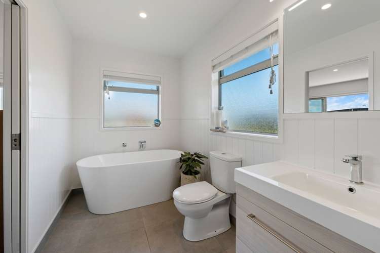 76 Huka Heights Drive Rangatira Park_16