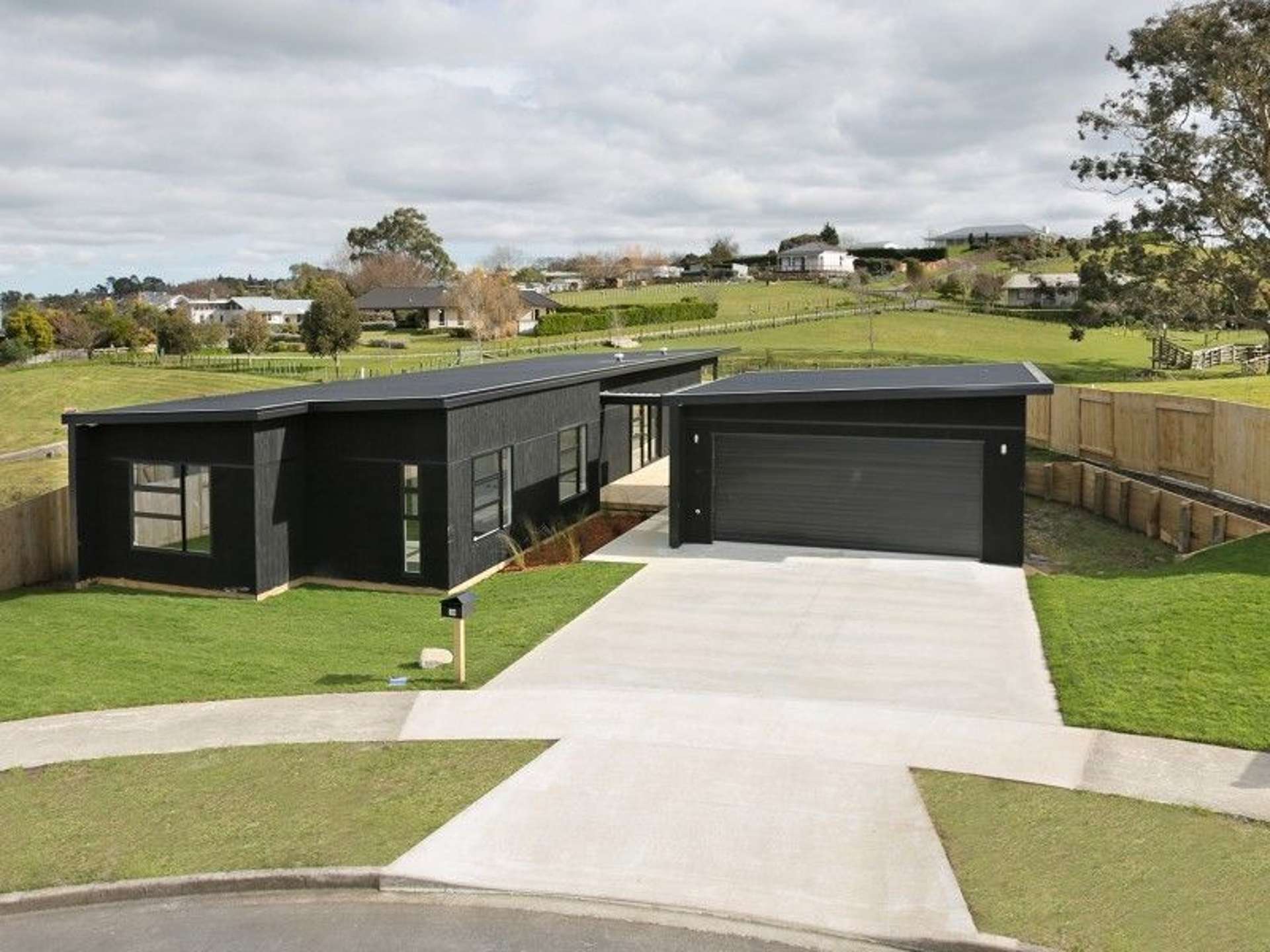 10 Poplar Grove Feilding_0