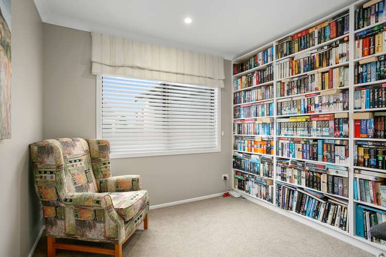 75 Baxter Michael Crescent Cambridge_12