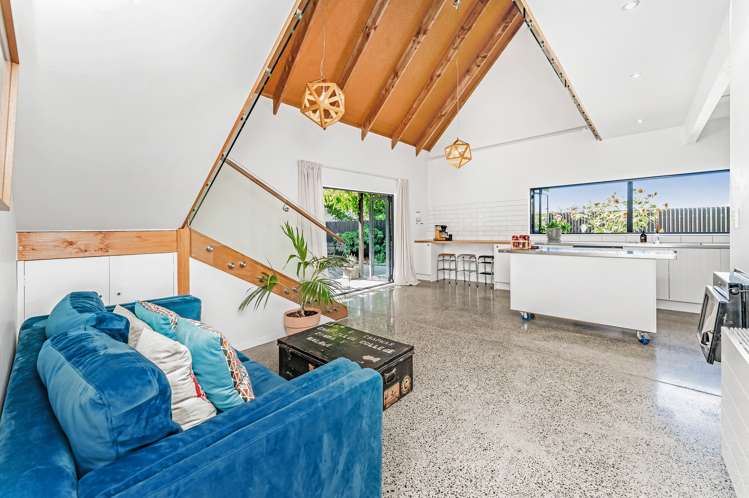 20 Brook Street Southbridge_8