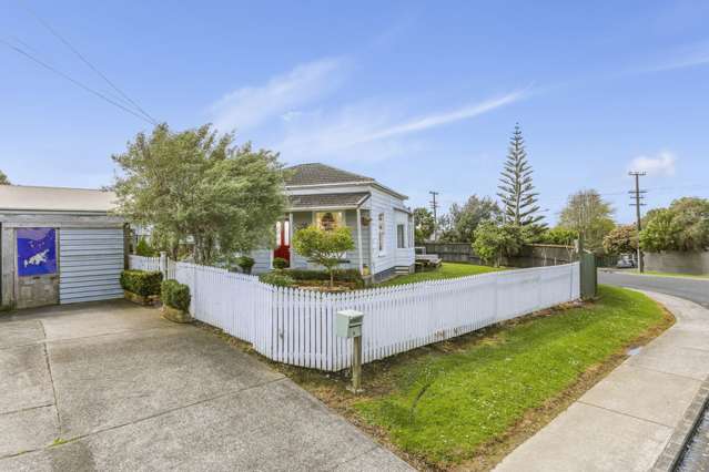 8 Mildmay Road Henderson_2