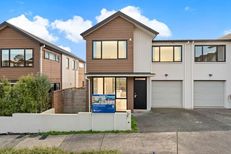 8 Seafarer Crescent Stanmore Bay_5