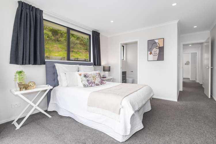 22 Queen Charlotte Drive Aotea_20