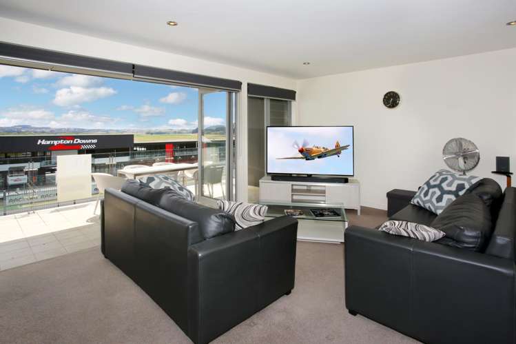 402/20 Hampton Downs Road Hampton Downs_8