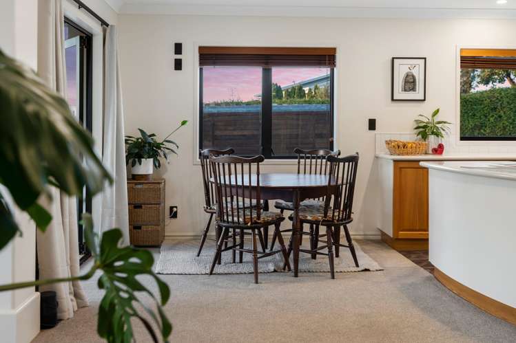 54 Matua Road Matua_13