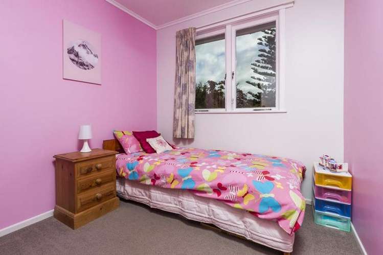 1/12 Selwyn Crescent Forrest Hill_14