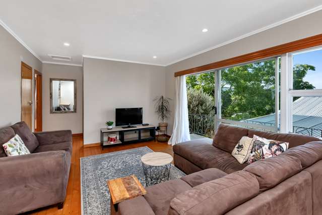 2/22 Raewyn Street Morningside_1