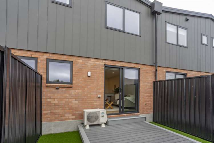 3/101 MacKenzie Avenue Woolston_1