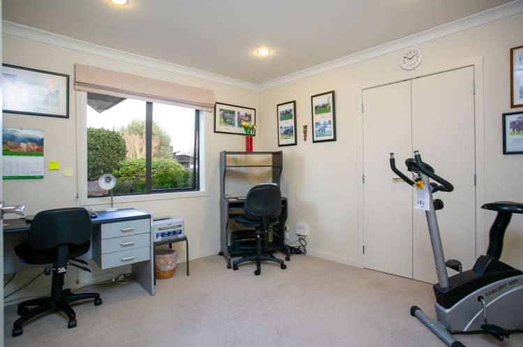 13 Cooper Crescent Cambridge_21