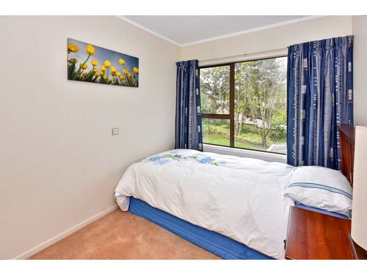 5 Spruce Place Totara Heights_11