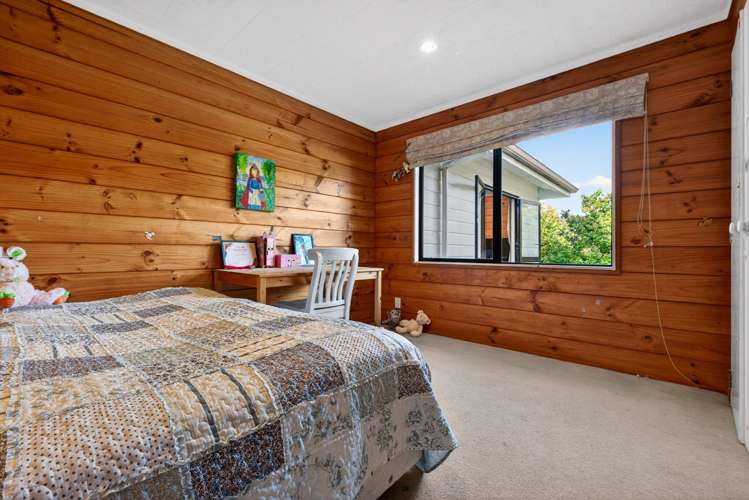 178 Valley Road Waimauku_18
