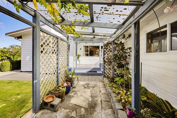8A Grant Vc Street Hawera_17