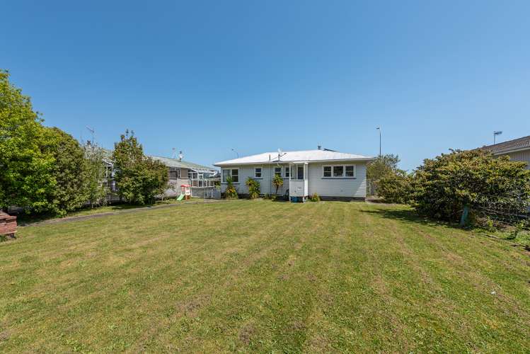 64 Kapiti Road Paraparaumu_14