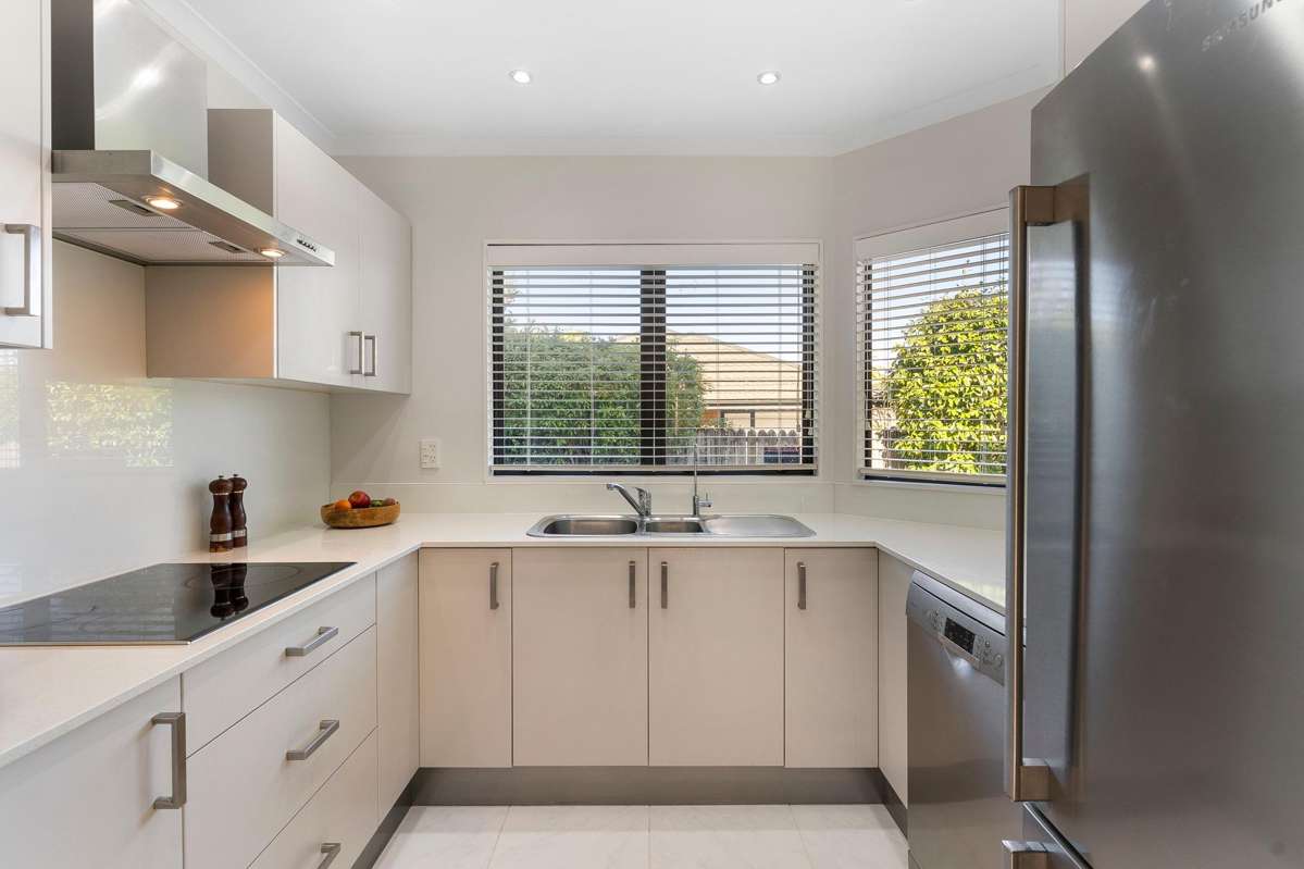 2/102 Greenhithe Road_4