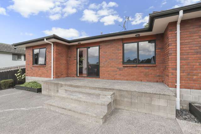 54 View Ridge Drive Ranui_2