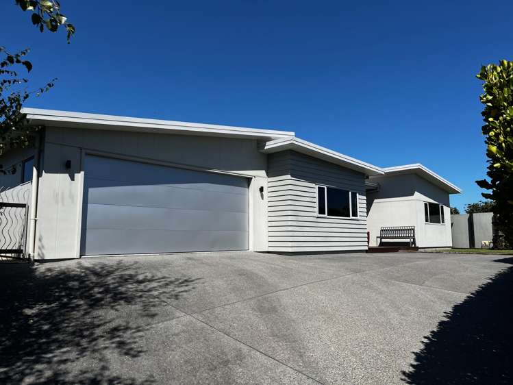 5c Sunshine Rise Raglan_0