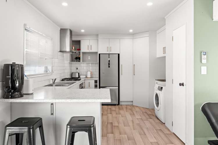 16B Doncaster Drive_5